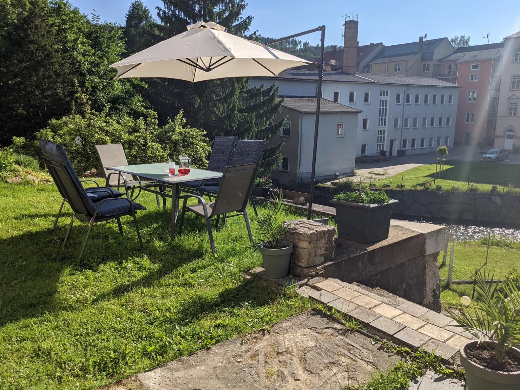 Uo - Urlaubsmagie - Helle Wohnung,sauna,whirlpool Apartment Sebnitz